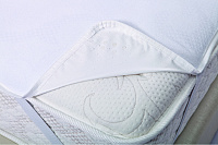 Наматрасник влагоустойчивый на резинке 1400*2000 (Мелодия сна)